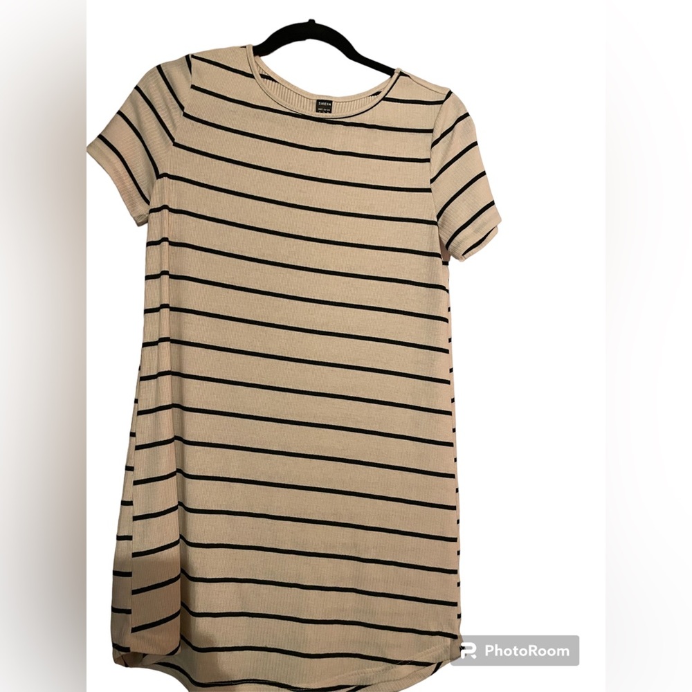 Women’s Shein dress